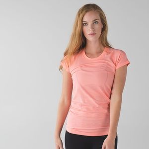 Lululemon short sleeve tech crew top size 4